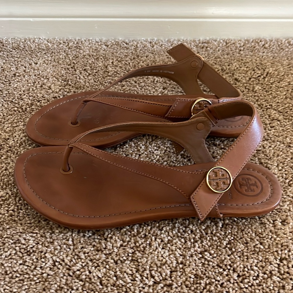 Tori Burch flat sandal